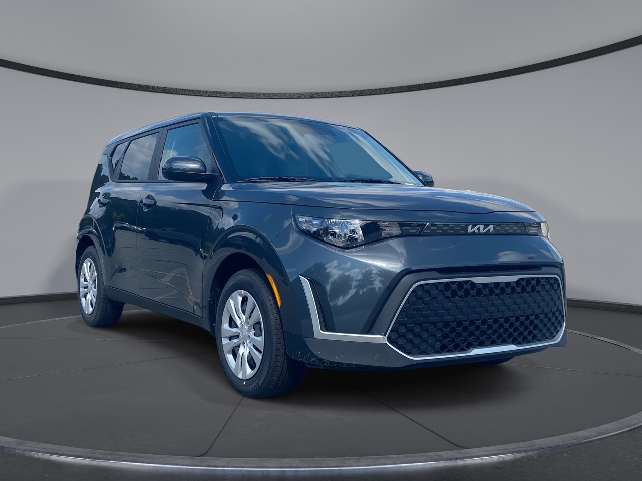 2025 Kia Soul LX's photo