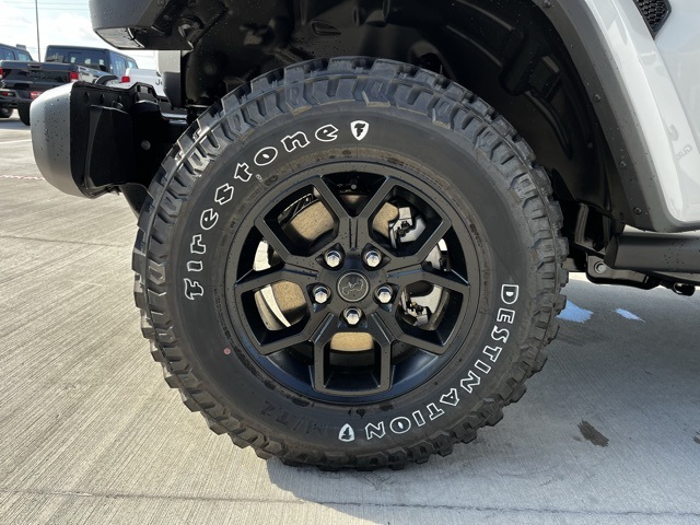 2025 Jeep Gladiator Willys photo 7