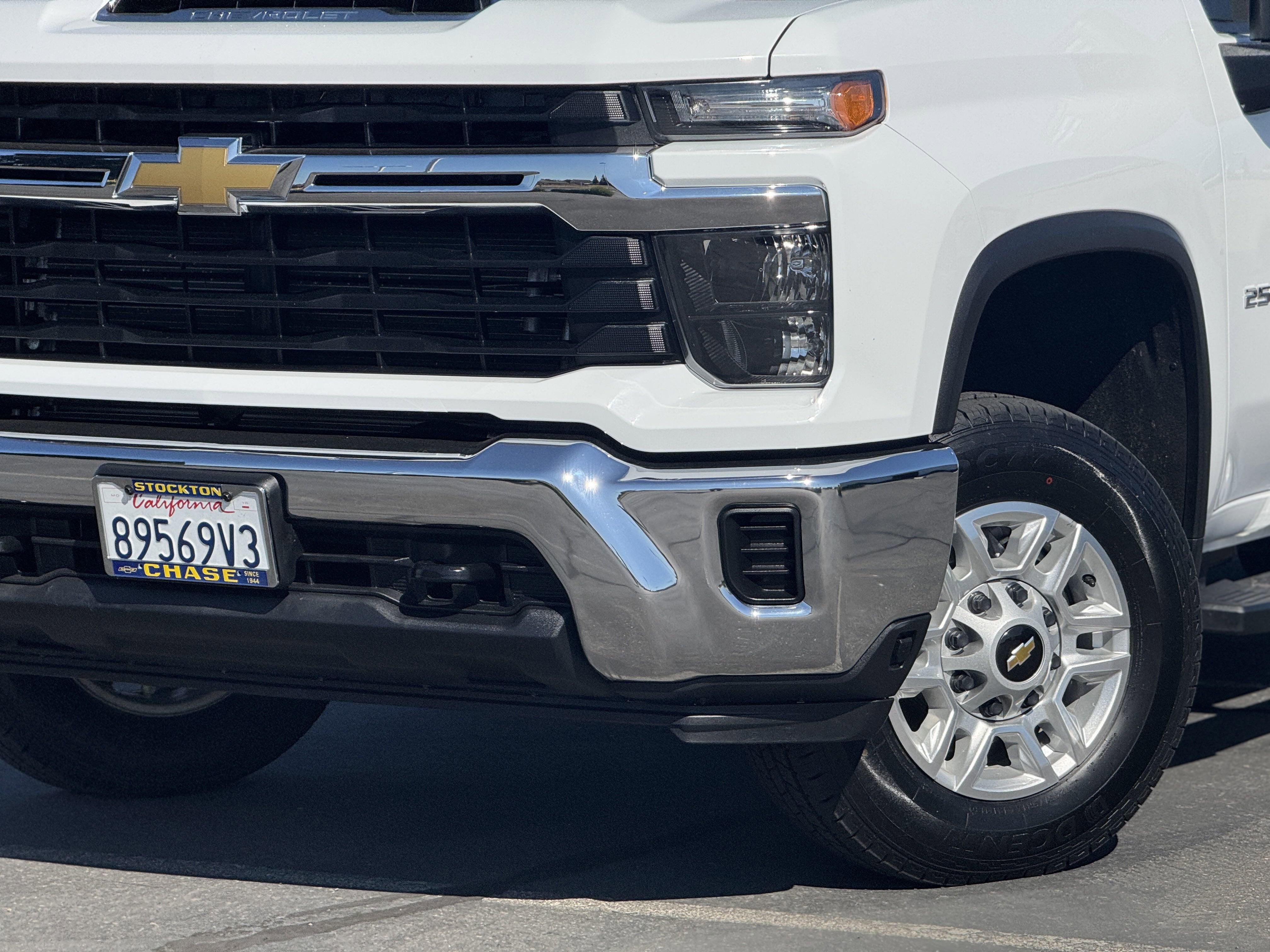 2024 Chevrolet Silverado 2500HD LT photo 16