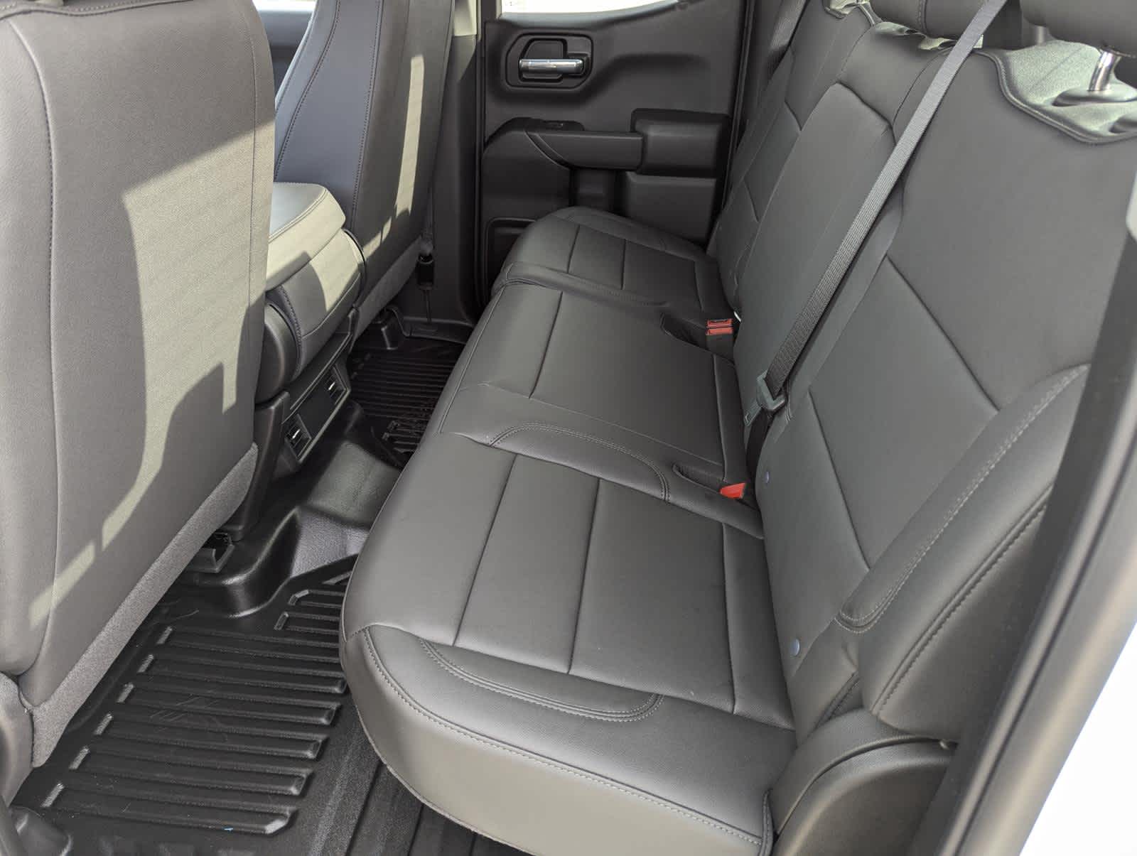2025 Chevrolet Silverado 1500 photo 12