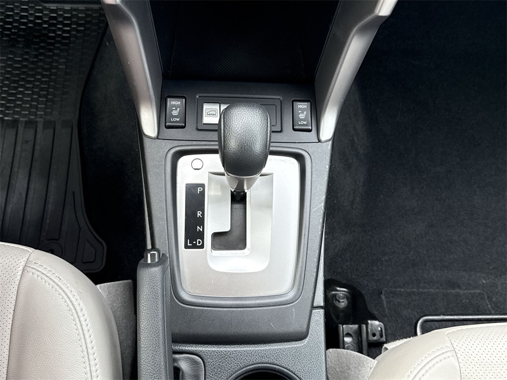 2014 Subaru Forester 2.5i Touring photo 19