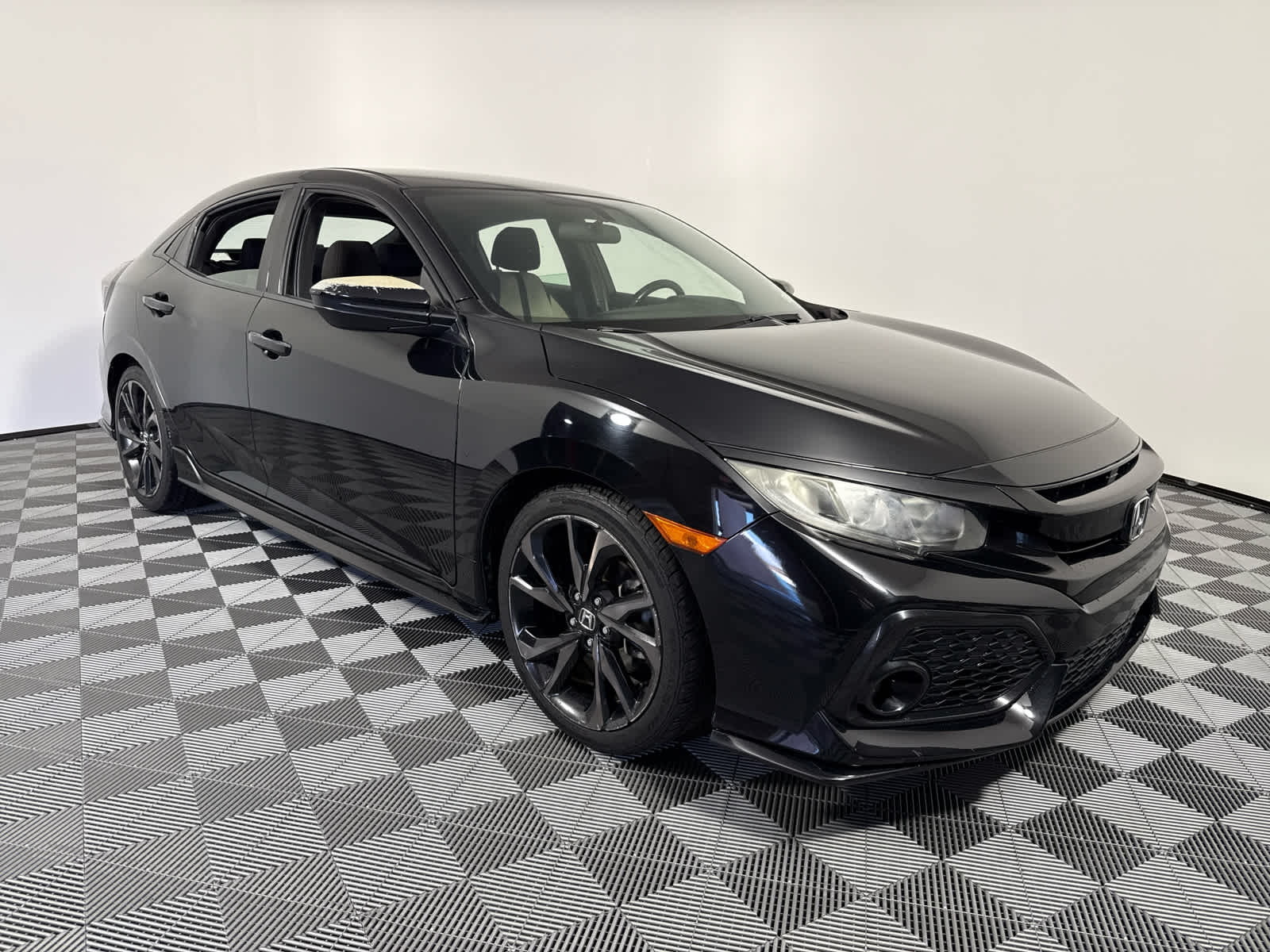 2018 Honda Civic Hatchback Sport photo 8