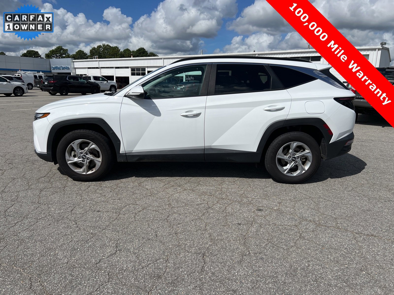 2023 Hyundai Tucson SEL photo 2