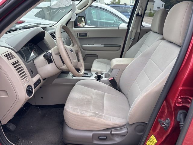 2012 Ford Escape XLT photo 5