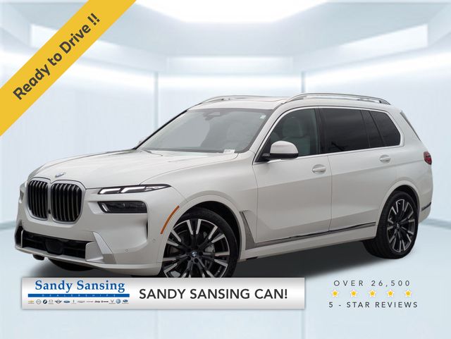2023 BMW X7 40i's photo