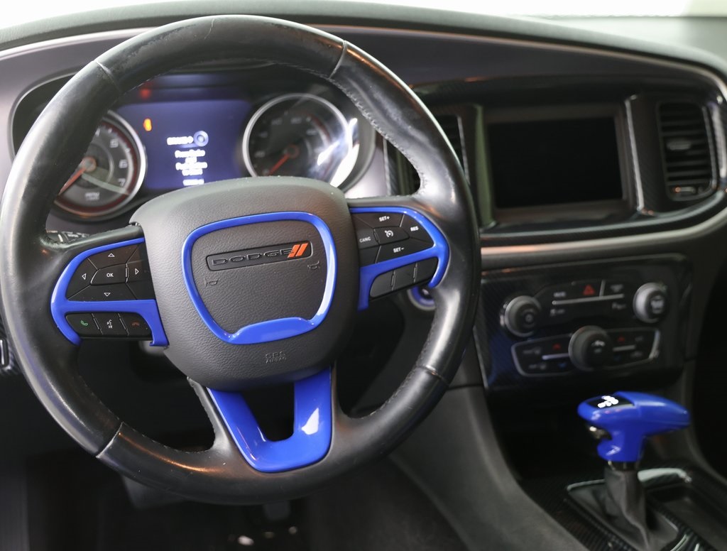 2019 Dodge Charger SXT photo 3