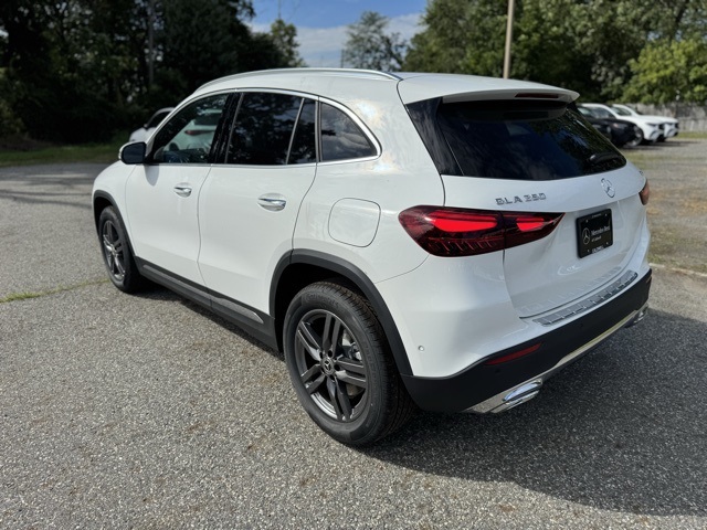 2026 Mercedes Benz GLA 250 4MATIC photo 5