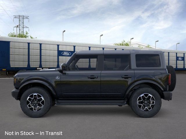 2025 Ford Bronco Outer Banks photo 2
