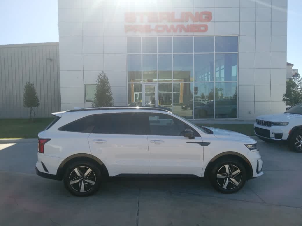2022 Kia Sorento EX's photo