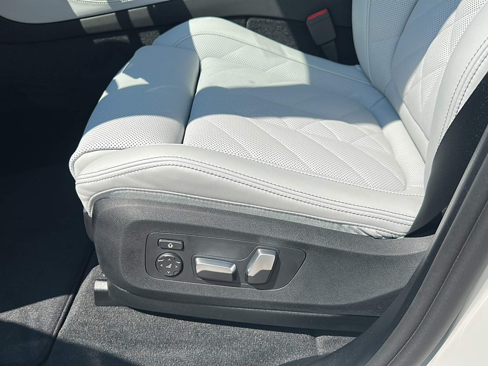 2026 Bmw X5 sDrive40i photo 4