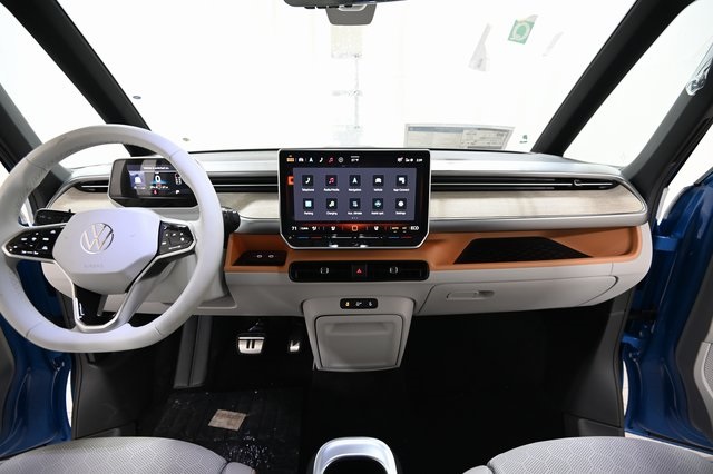 2025 Volkswagen ID. Buzz photo 2