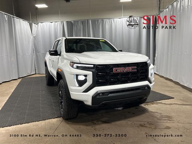 2025 GMC Canyon Elevation's photo