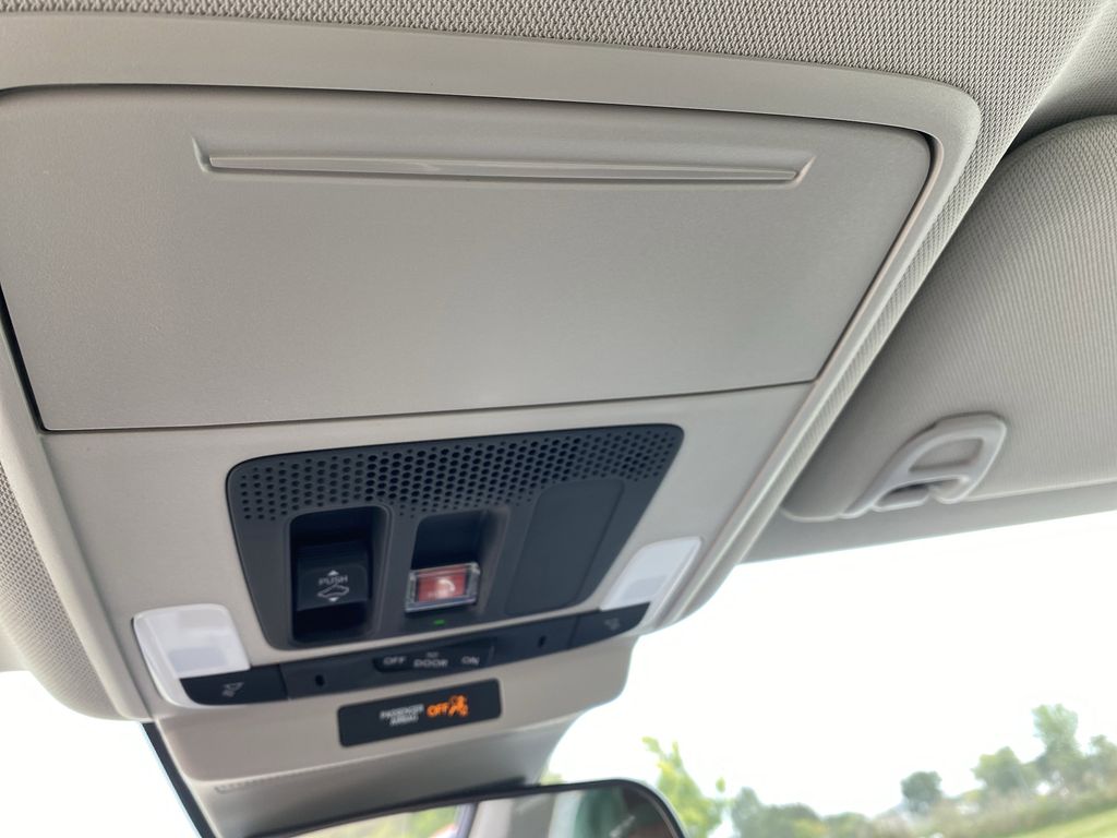 2025 Honda Accord SE photo 23