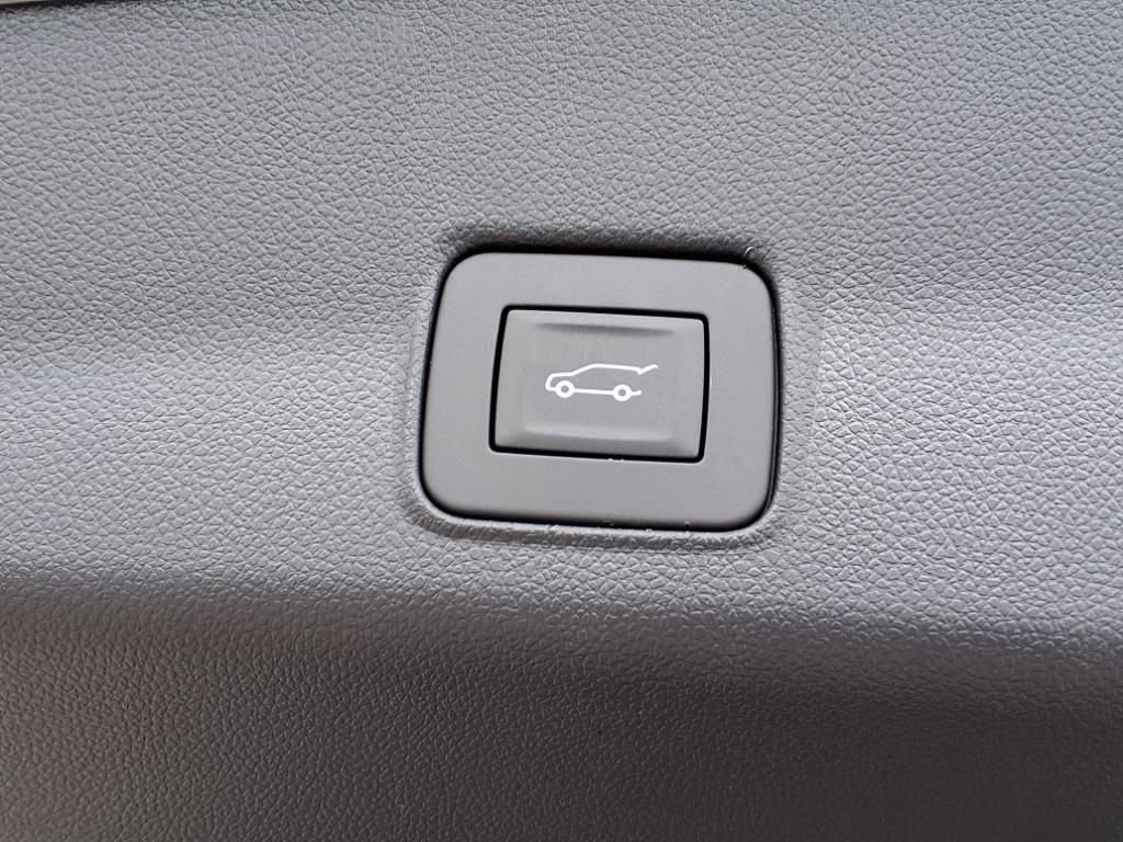 2025 Chevrolet Trailblazer LT photo 8
