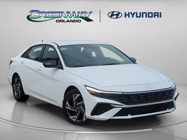 2025 Hyundai Elantra SEL's photo