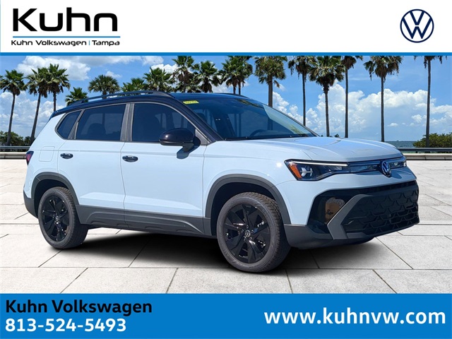 2026 Volkswagen Taos SE Black