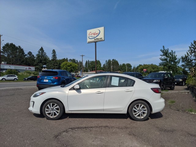 2013 Mazda 3 SEDAN