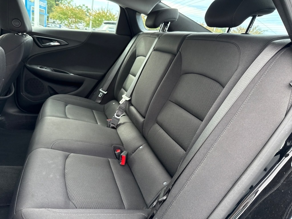 2024 Chevrolet Malibu 1LT photo 7