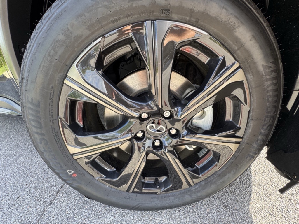 2026 Infiniti QX60 Autograph AWD photo 3