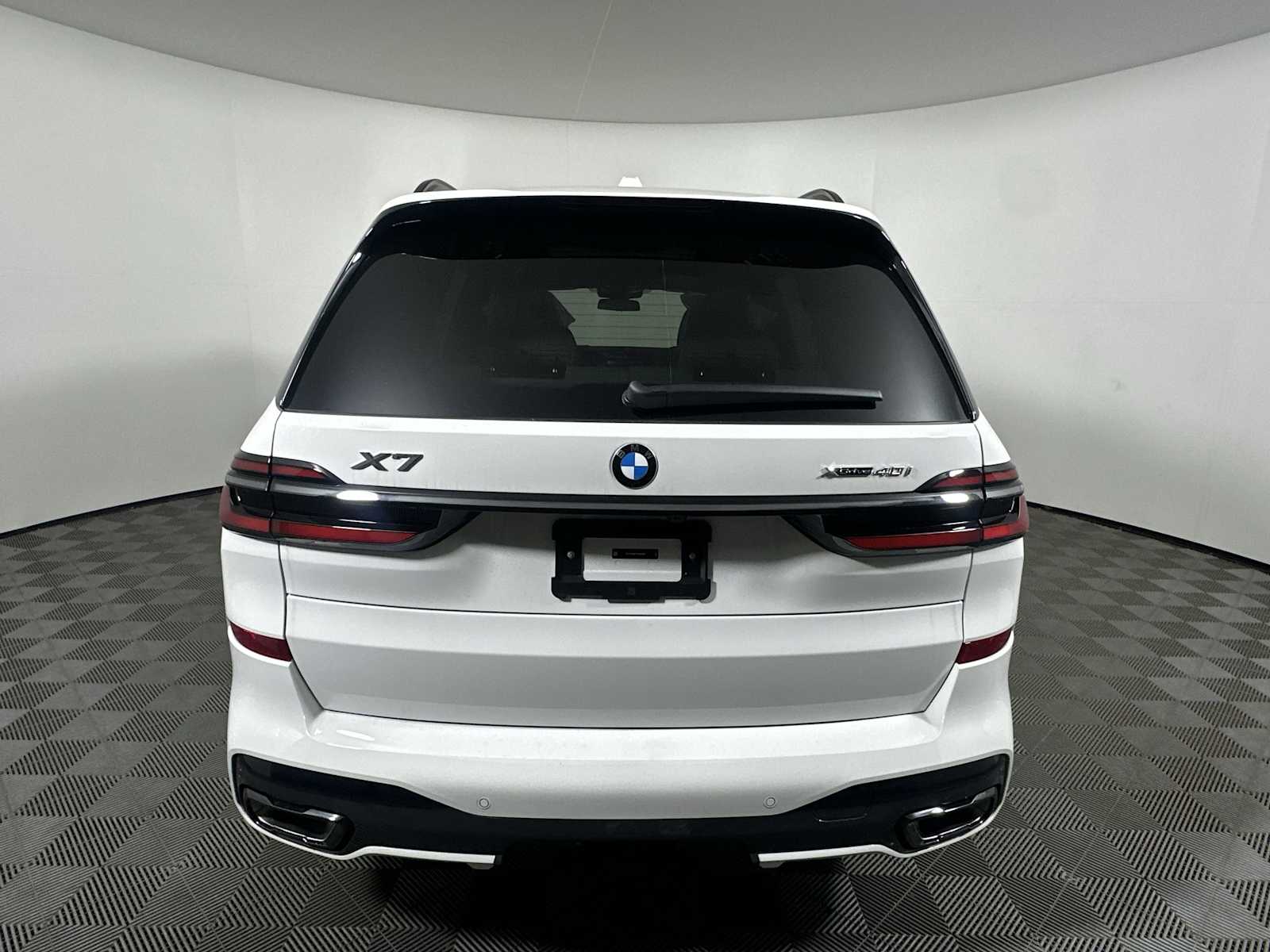 2026 Bmw X7 xDrive40i photo 2