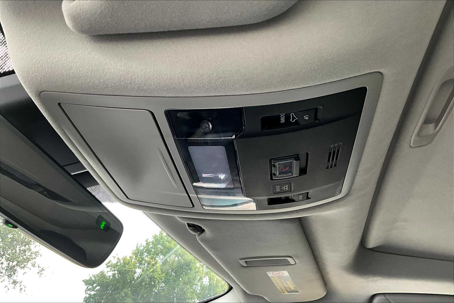 2022 Lexus RX 450h photo 33