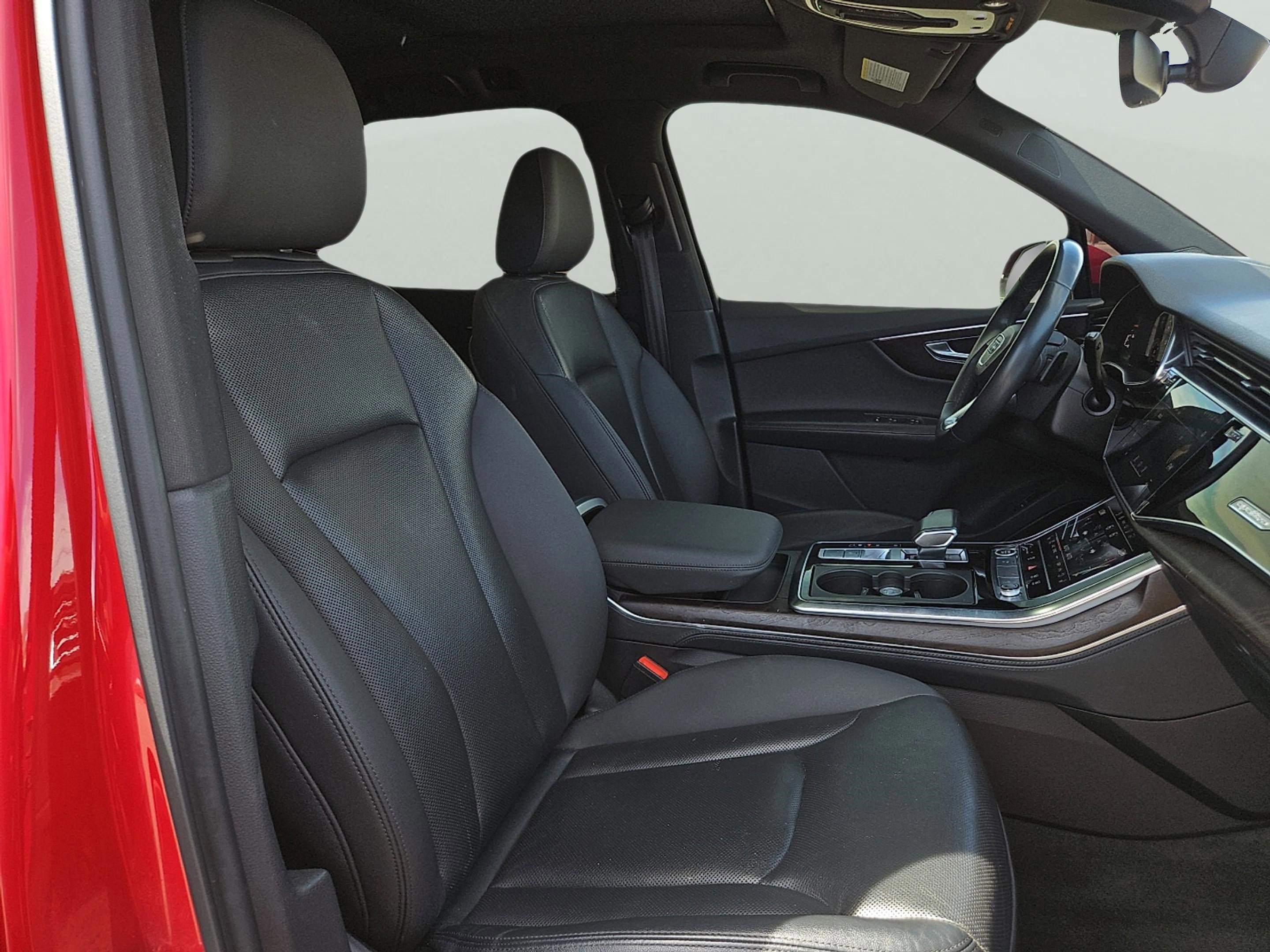 2021 Audi Q7 55 Prestige photo 21