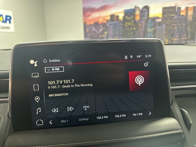 2023 Gmc Yukon SLT photo 30