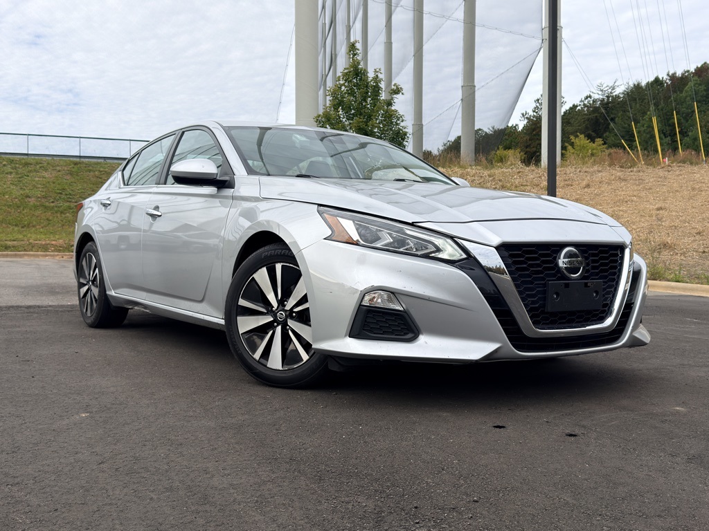 2022 Nissan Altima SV