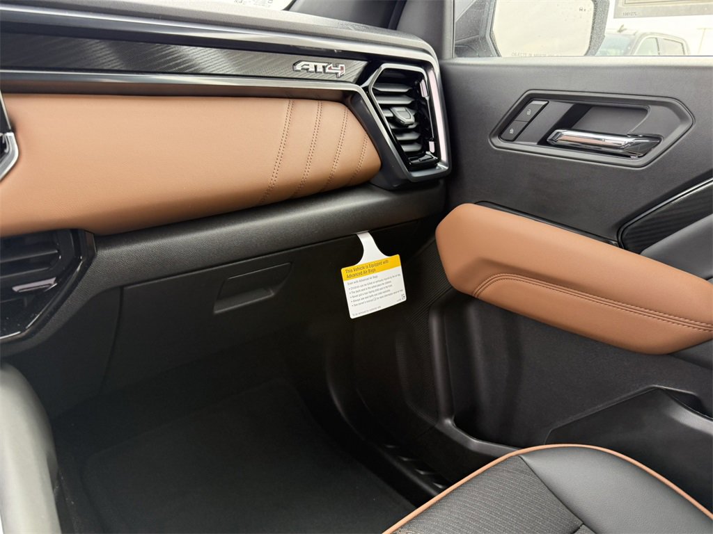 2026 GMC CANYON - Image 25