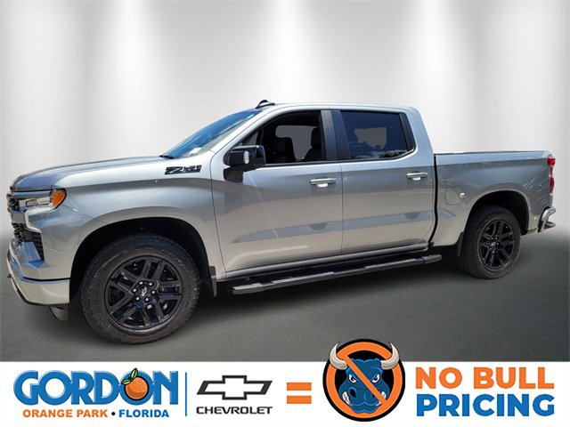 Used 2025 Sterling Gray Metallic Chevrolet RST image 1