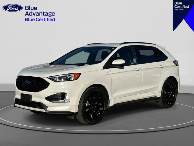 2023 Ford Edge ST-Line's photo