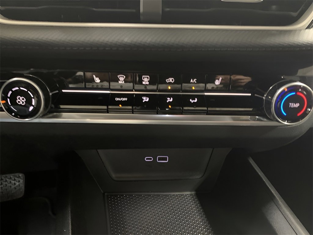 2026 Chevrolet Equinox LT photo 24
