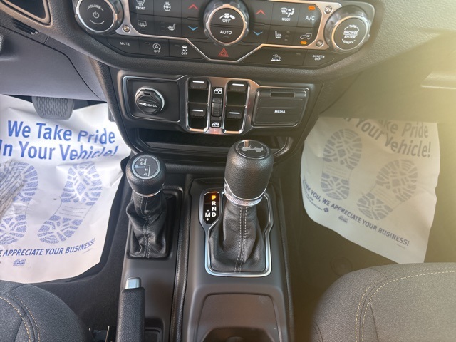2025 Jeep Wrangler Sport S photo 18
