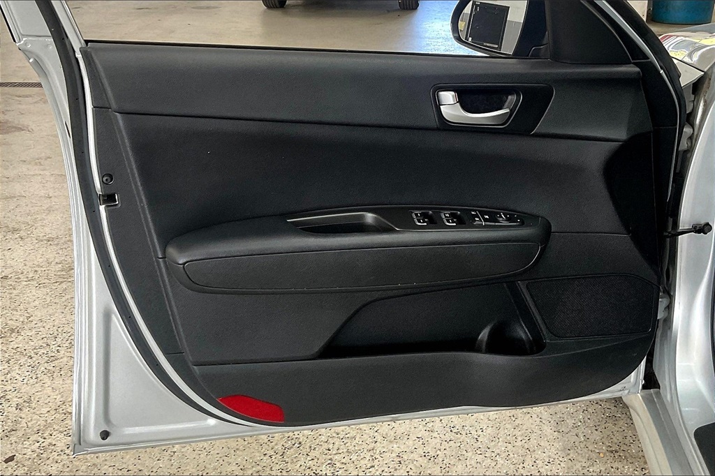 2018 Kia Optima LX photo 20