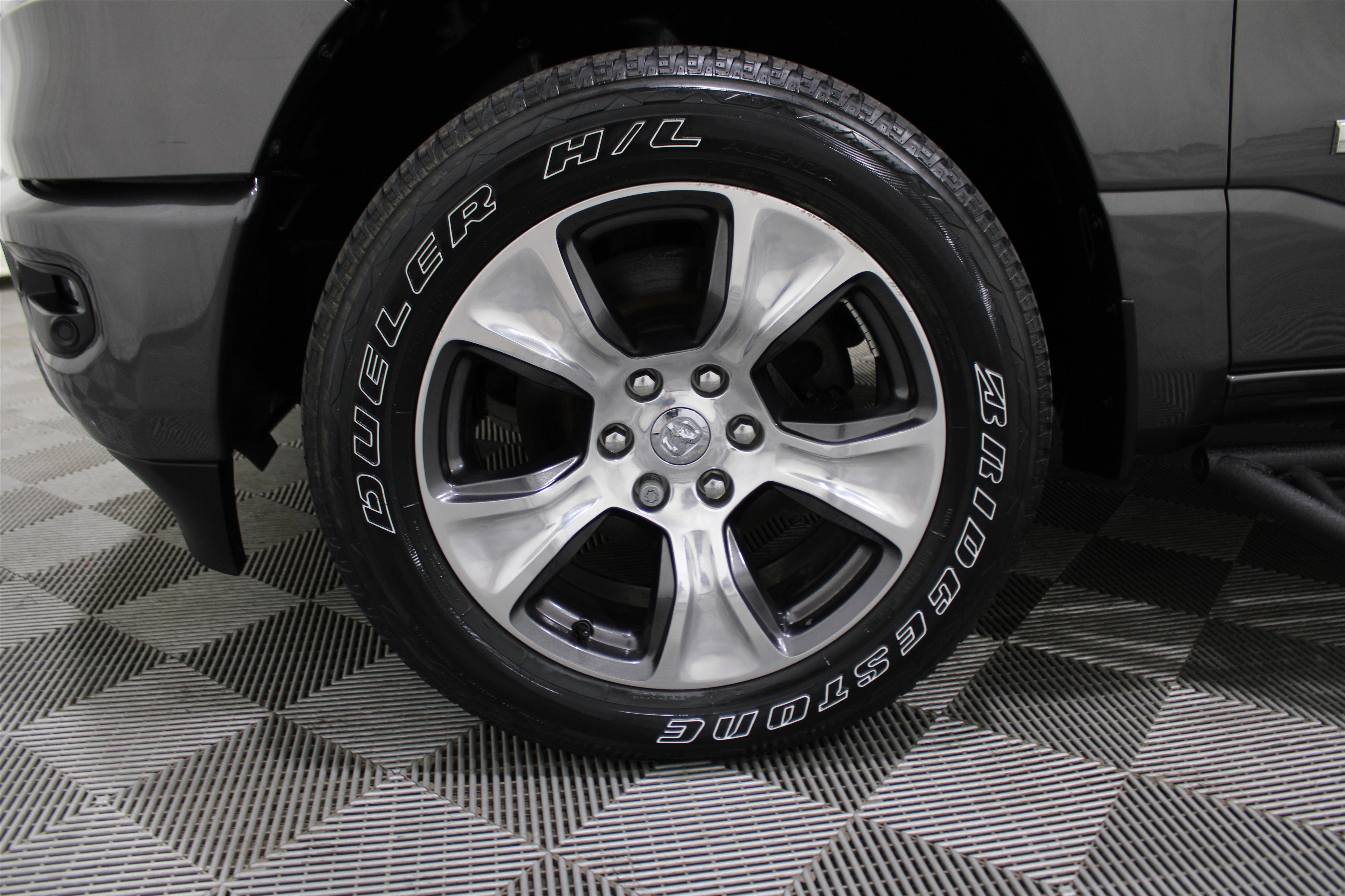 2023 Ram 1500 Laramie photo 16