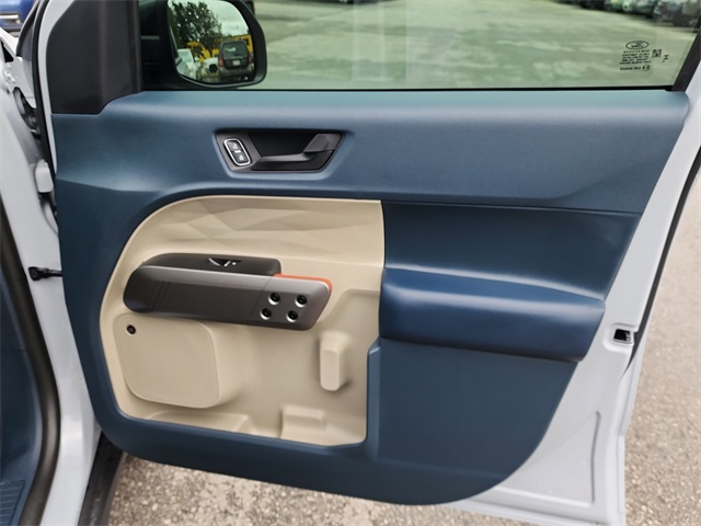 2025 Ford Maverick Lariat photo 14