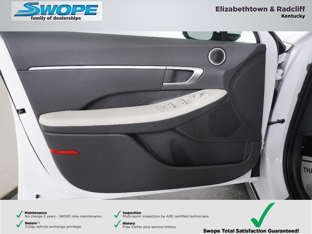 2026 Hyundai Sonata SEL Sport photo 8