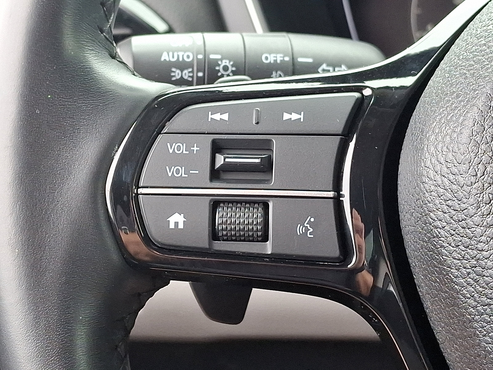 2023 Honda Pilot Touring photo 21