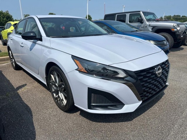 Willie's NASOTA565 2023 α 2023 Nissan Altima, SR | 1N4BL4CV8PN347335 | Bid History
