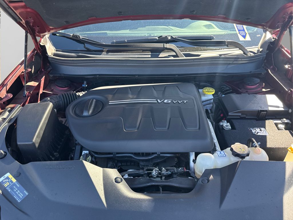 2019 Jeep Cherokee Limited photo 12