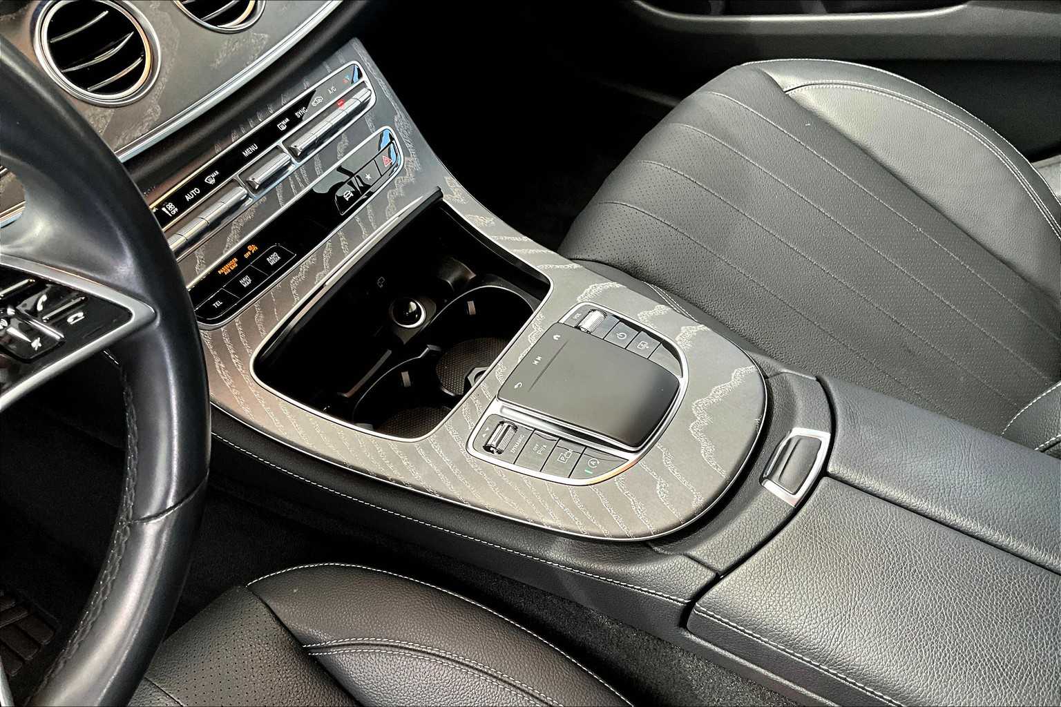 2021 Mercedes Benz E 350 photo 14