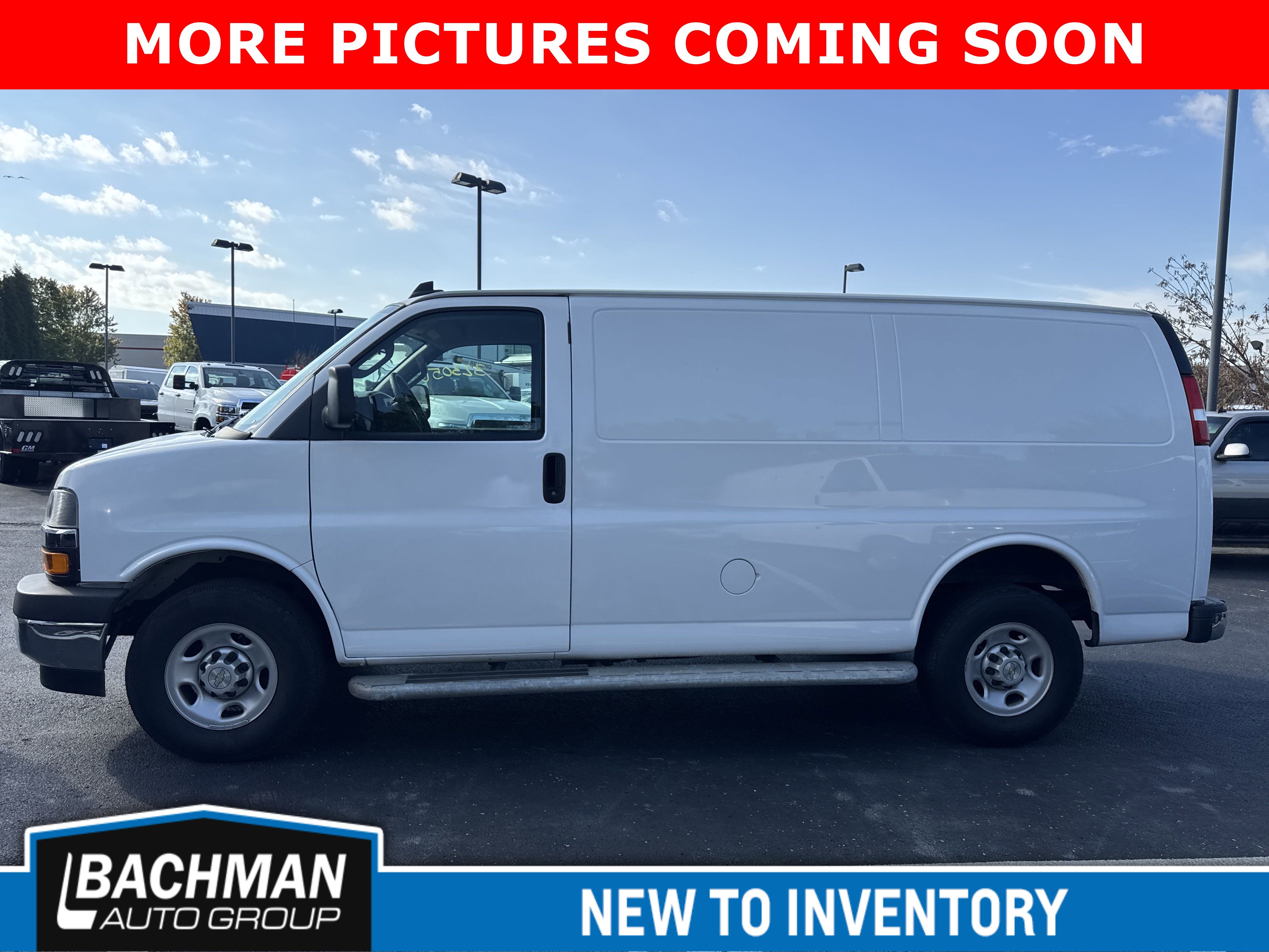 2023 Chevrolet Express 2500 Work Van Cargo photo 4