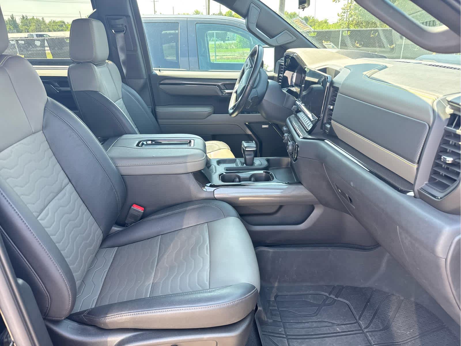 2022 Chevrolet Silverado 1500 ZR2 photo 3