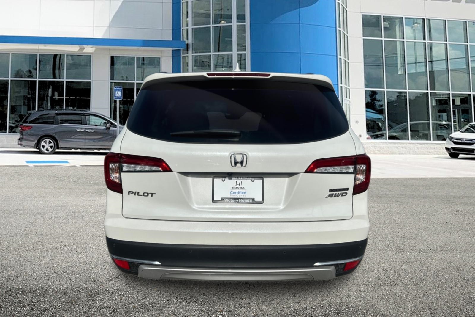 2022 Honda Pilot Touring photo 4