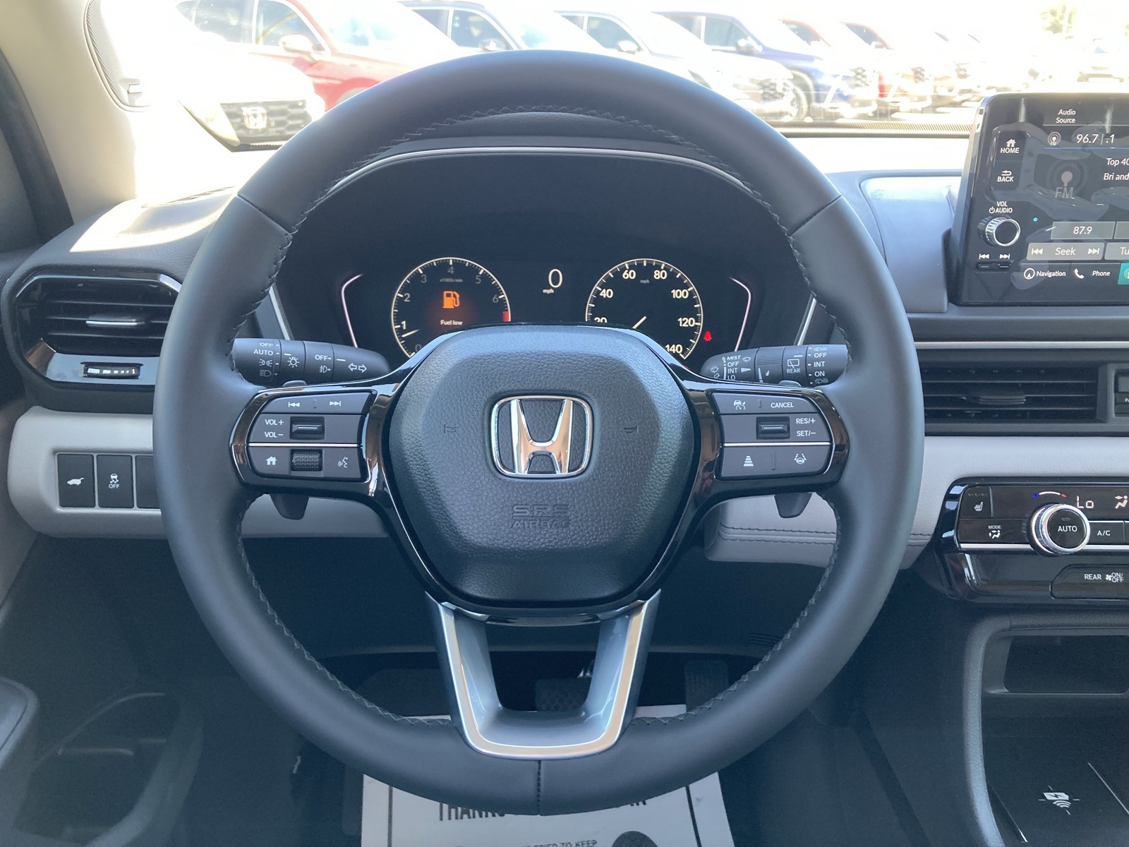 2025 Honda Pilot Touring photo 16