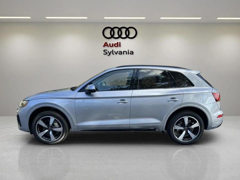 2022 Audi Q5 S line Premium Plus photo 4