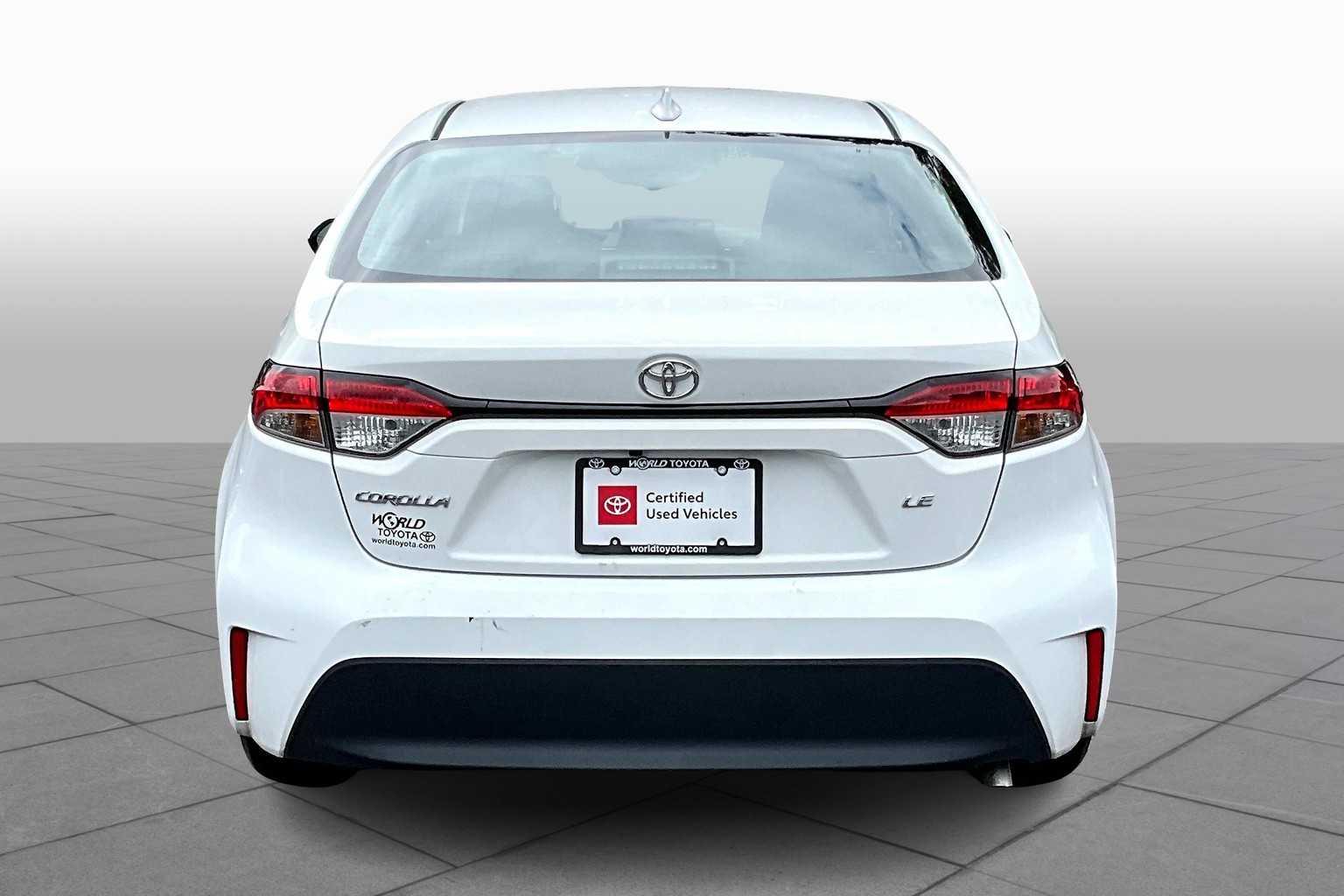 2024 Toyota Corolla LE photo 4