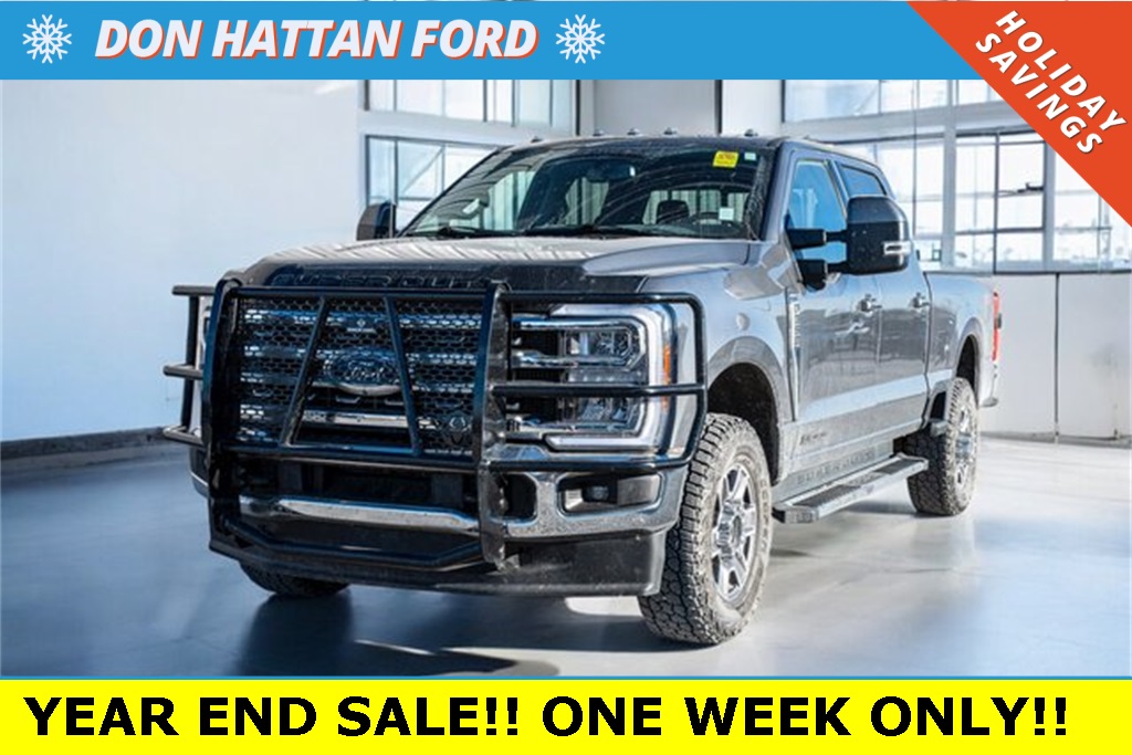 2023 Ford F-350 Super Duty Lariat's photo