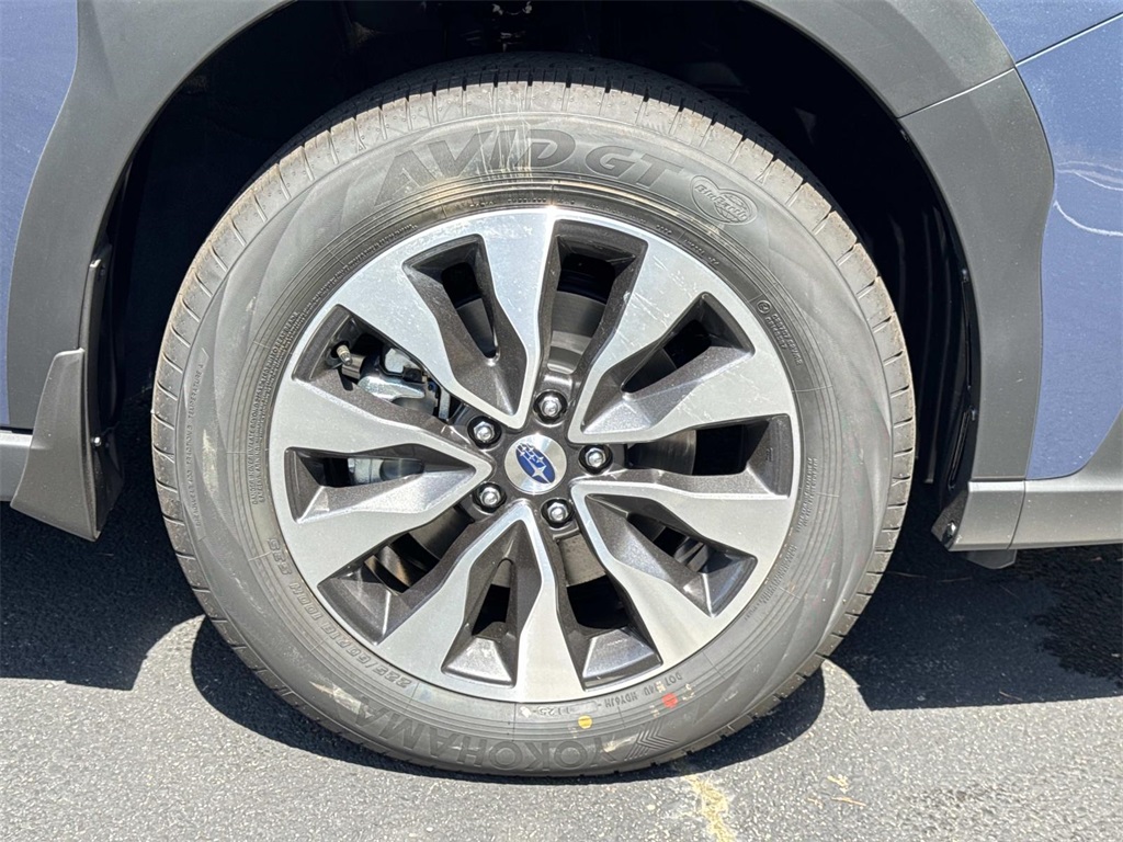 2025 Subaru Outback Touring XT photo 5