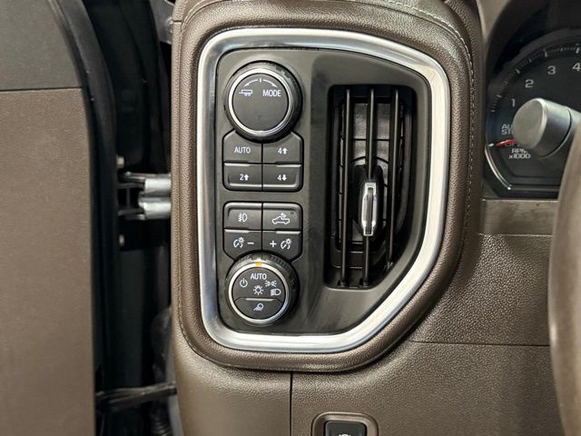 2020 Chevrolet Silverado 1500 RST photo 7